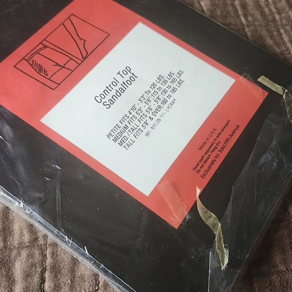 Vtg Saks Fifth Avenue Pantyhose Jet Black SFA Control Top Med/Tall.